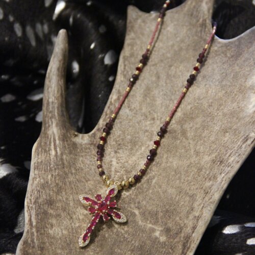 Collier croix strass & full grenat