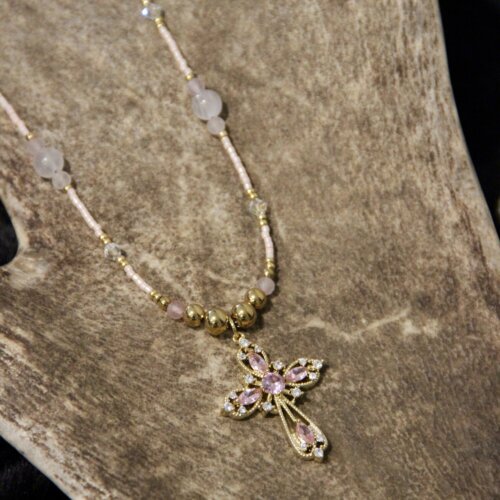Collier croix strass & full quartz rose